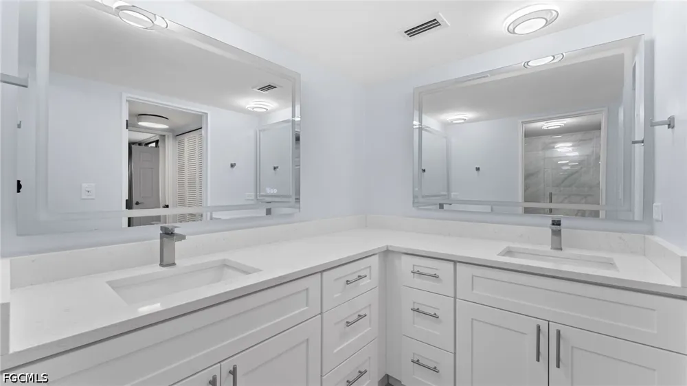 W Gulf Drive #104 Sanibel, FL 33957