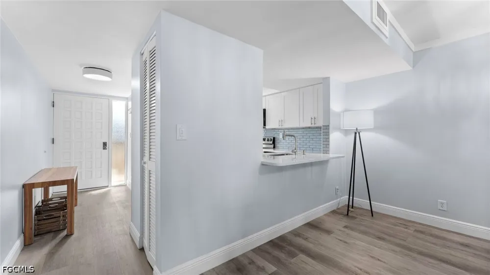 W Gulf Drive #104 Sanibel, FL 33957