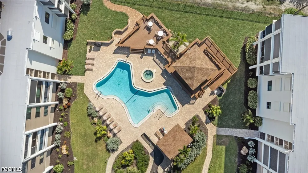 W Gulf Drive #104 Sanibel, FL 33957