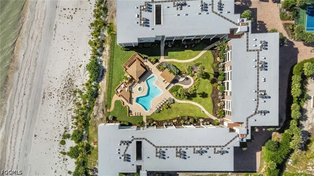 W Gulf Drive #104 Sanibel, FL 33957