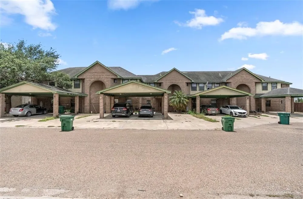2606 Charleston Lane Pharr, TX 78577