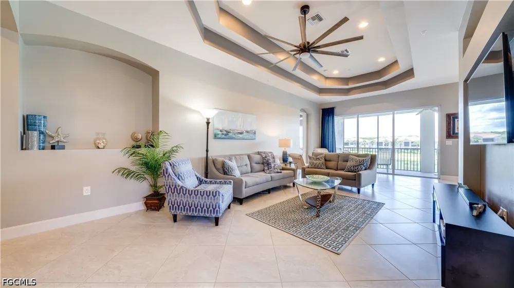 Glastonbury Circle #202 Fort Myers, FL 33913