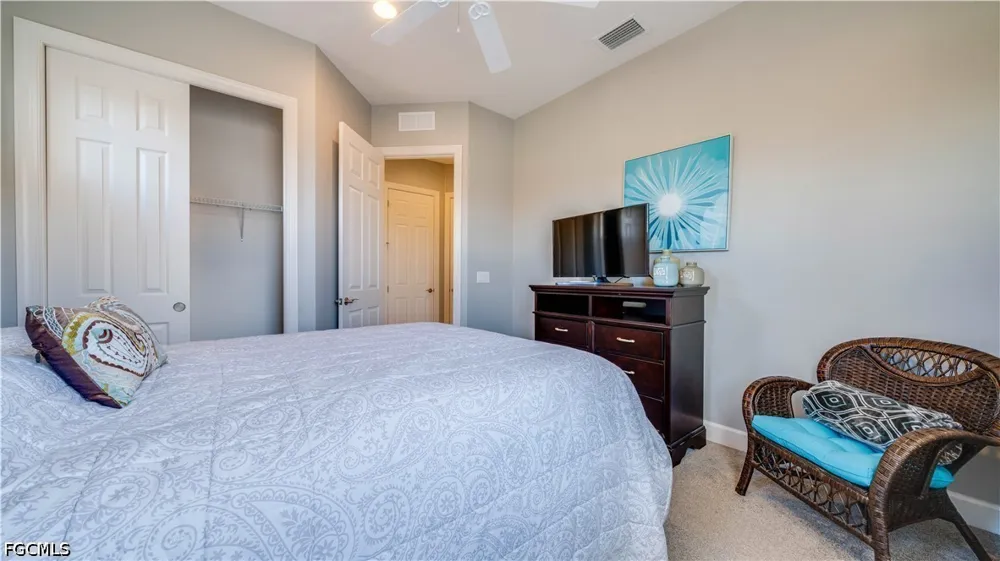 Glastonbury Circle #202 Fort Myers, FL 33913