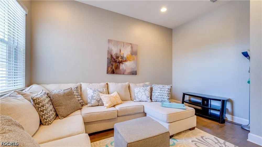 Glastonbury Circle #202 Fort Myers, FL 33913