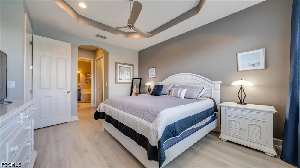 Glastonbury Circle #202 Fort Myers, FL 33913