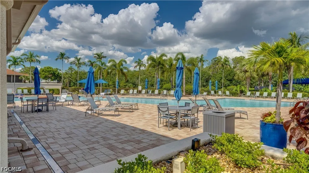 Glastonbury Circle #202 Fort Myers, FL 33913