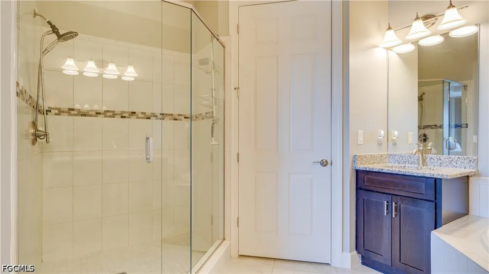 Glastonbury Circle #202 Fort Myers, FL 33913