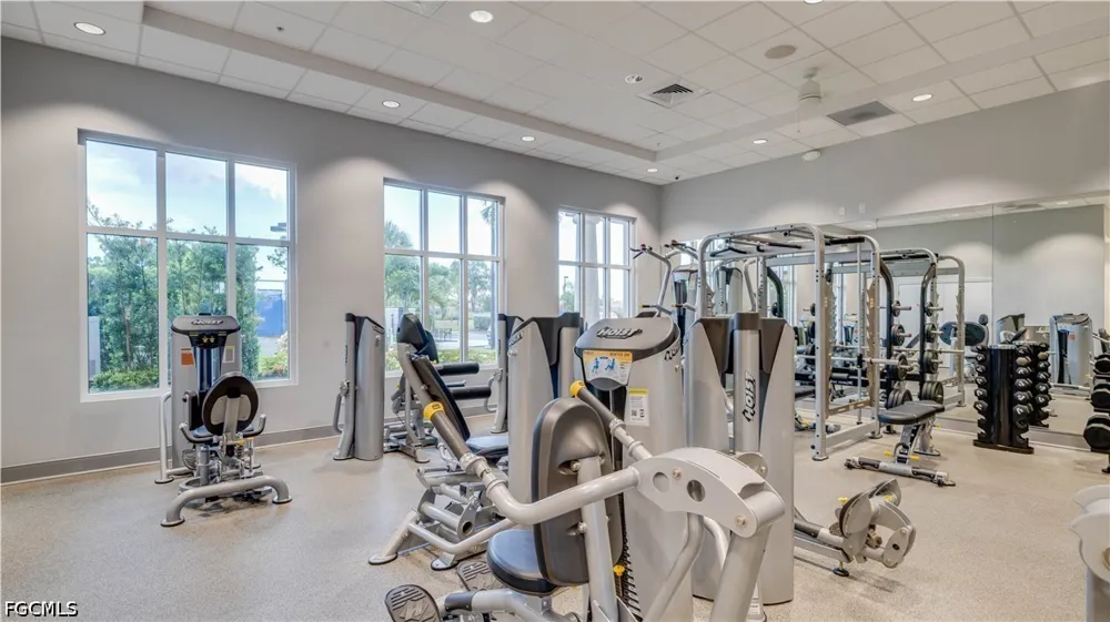 Glastonbury Circle #202 Fort Myers, FL 33913