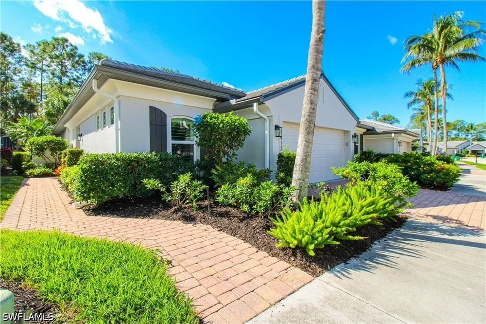 Tarpon Bay Drive Naples, FL 34119