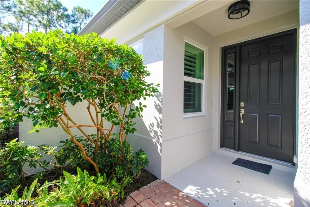 Tarpon Bay Drive Naples, FL 34119