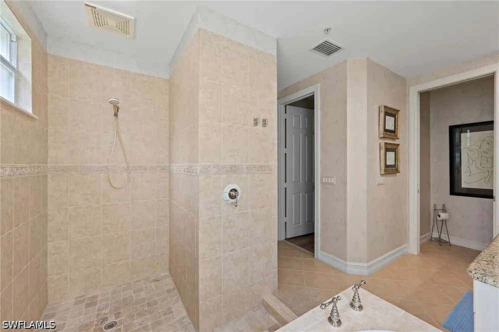TIBURON BOULEVARD E #2-101 Naples, FL 34109