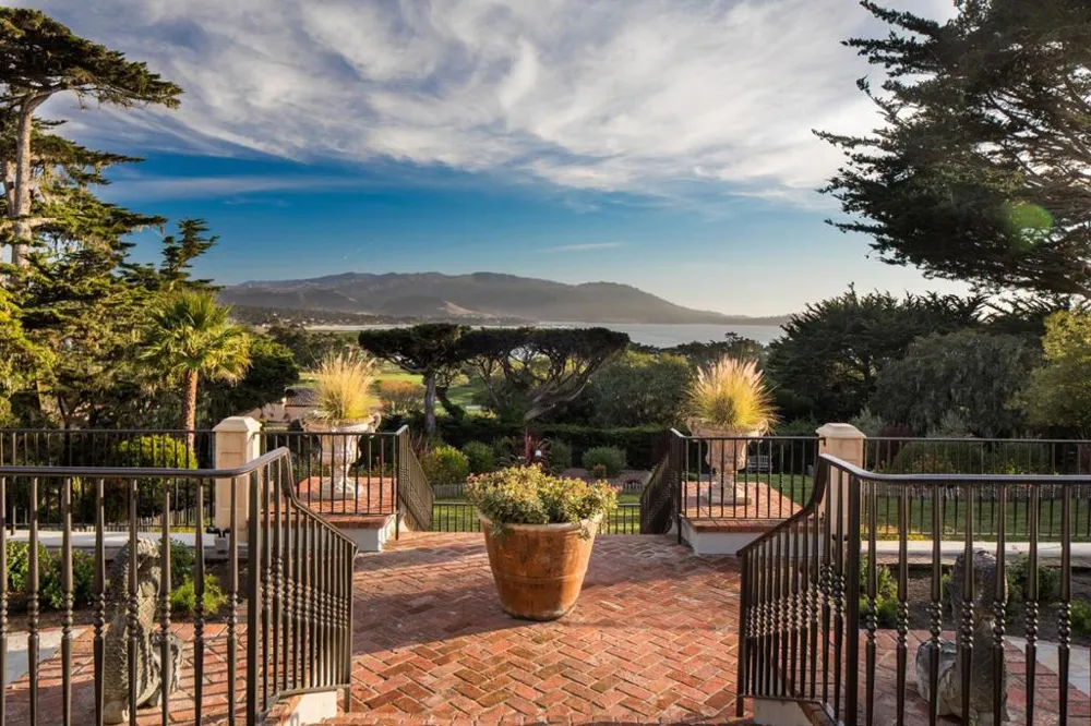 3321 17 Mile Drive Pebble Beach, CA 93953