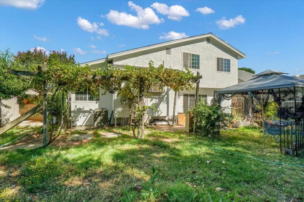 6308 Hillsdale Boulevard Sacramento, CA 95842