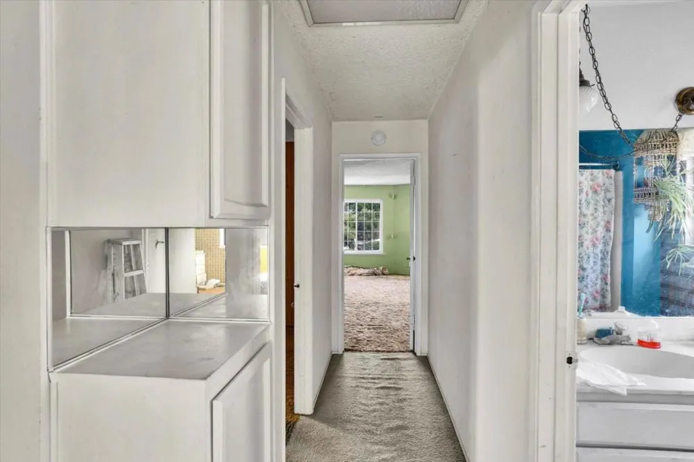 6308 Hillsdale Boulevard Sacramento, CA 95842