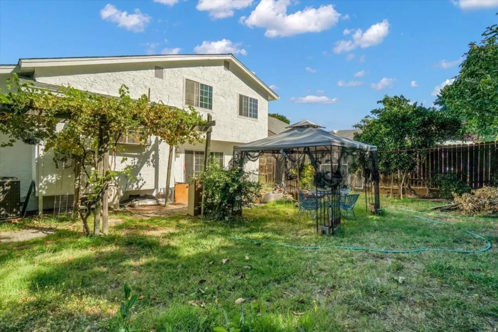 6308 Hillsdale Boulevard Sacramento, CA 95842
