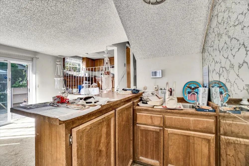 6308 Hillsdale Boulevard Sacramento, CA 95842