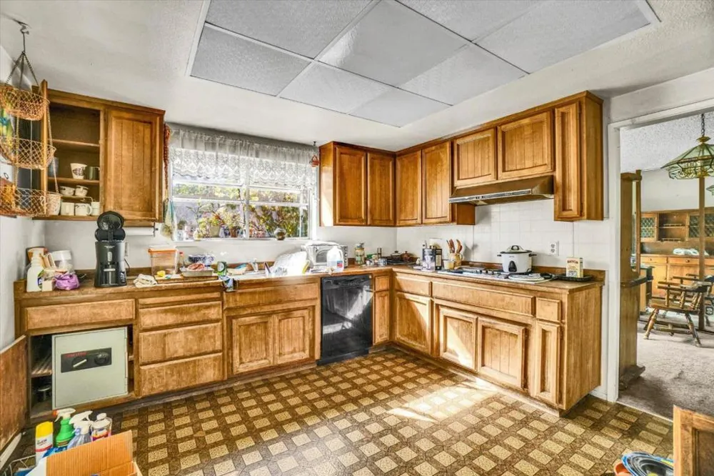 6308 Hillsdale Boulevard Sacramento, CA 95842