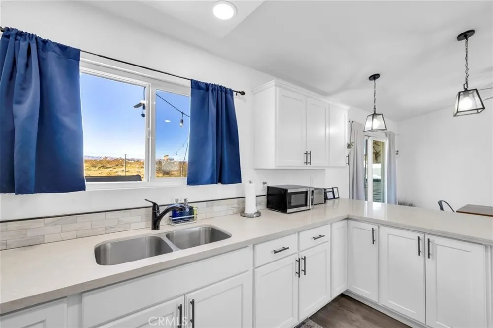 670 Ducor Avenue Landers, CA 92285