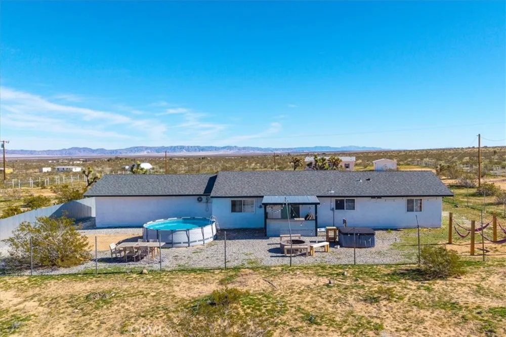 670 Ducor Avenue Landers, CA 92285