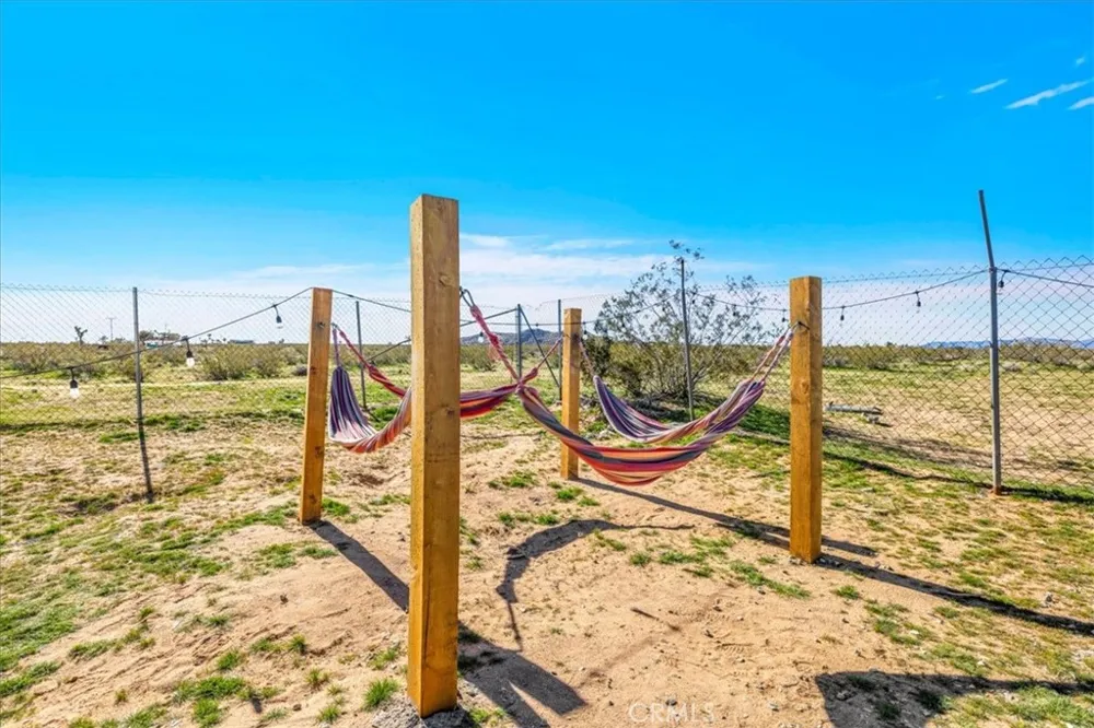670 Ducor Avenue Landers, CA 92285