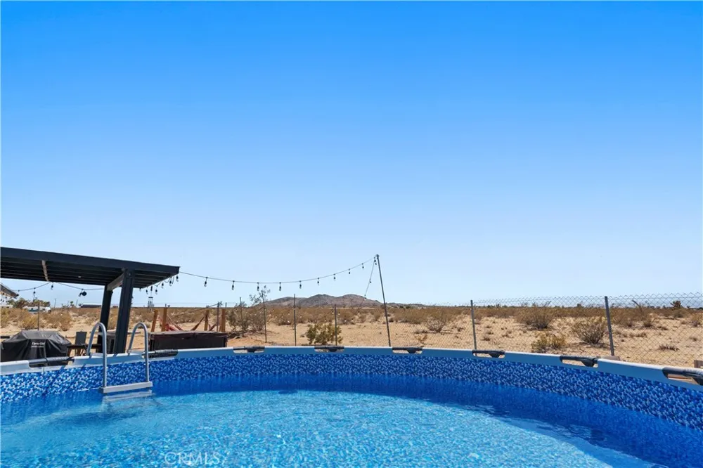 670 Ducor Avenue Landers, CA 92285