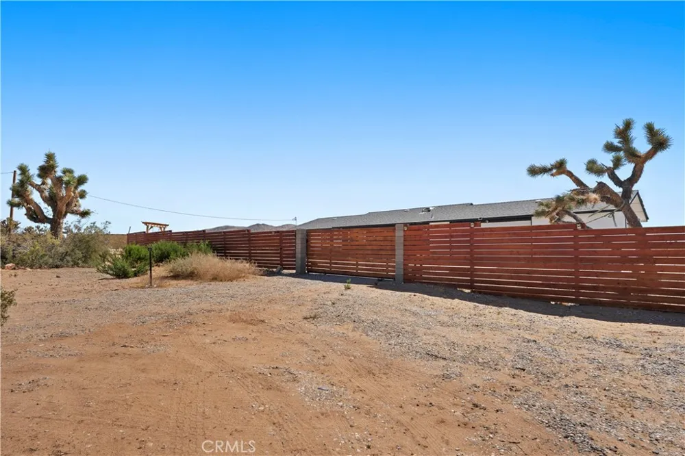 670 Ducor Avenue Landers, CA 92285