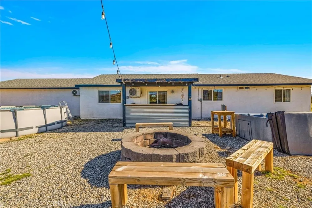 670 Ducor Avenue Landers, CA 92285