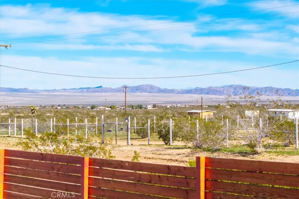 670 Ducor Avenue Landers, CA 92285