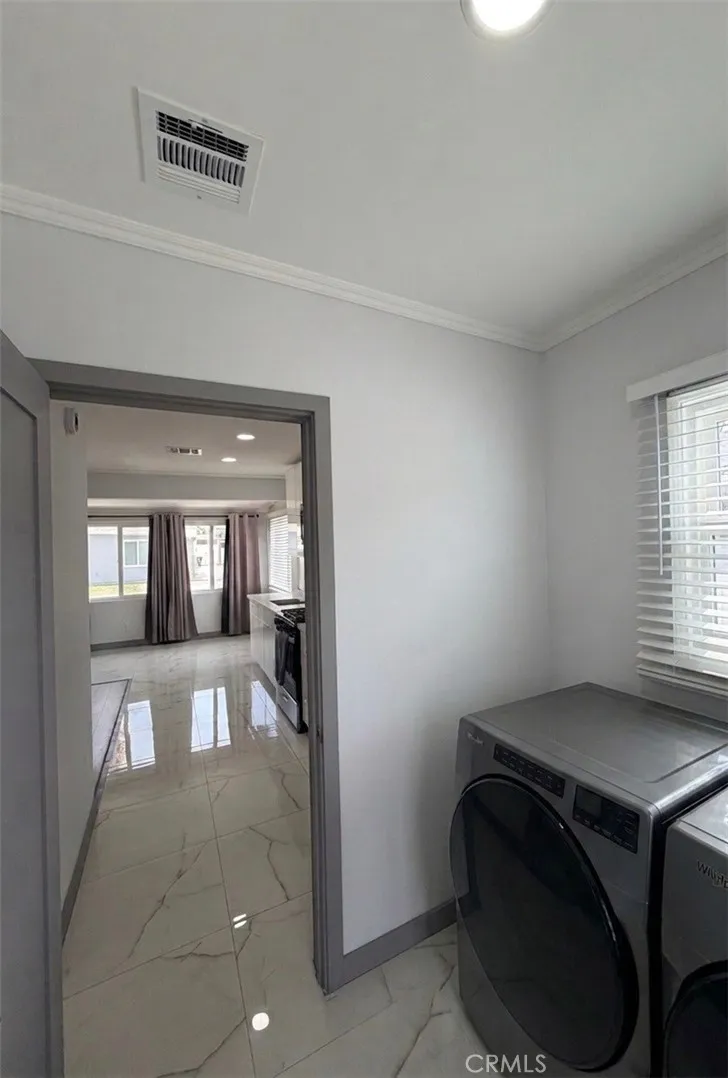 4085 W 141st Street Hawthorne, CA 90250