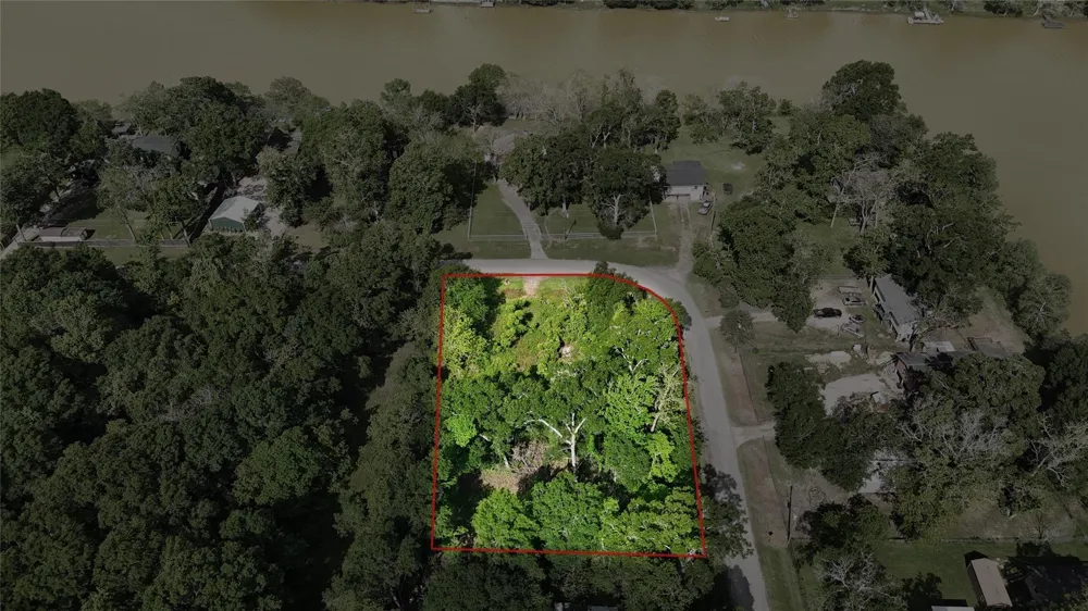 1774 County Road 1333 Liberty, TX 77575