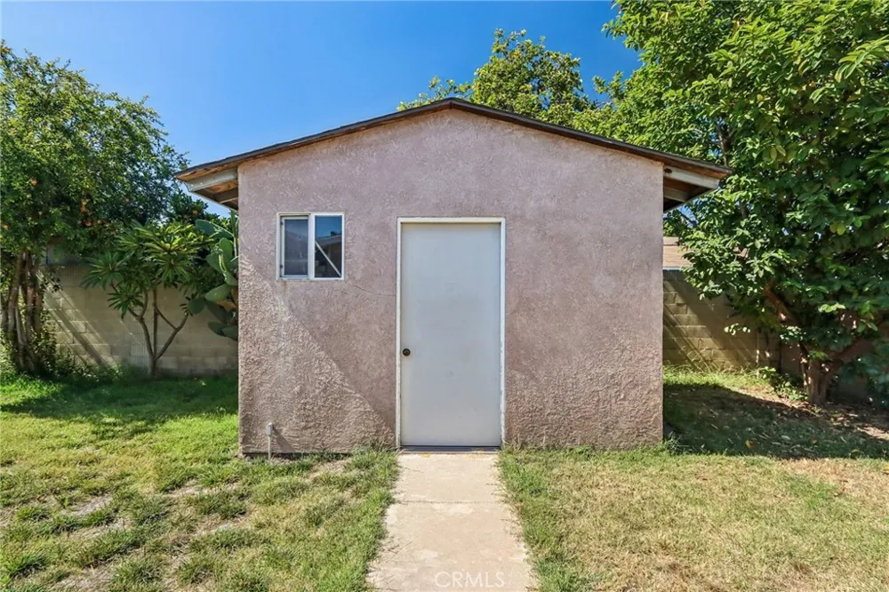 11837 161st Norwalk, CA 90650