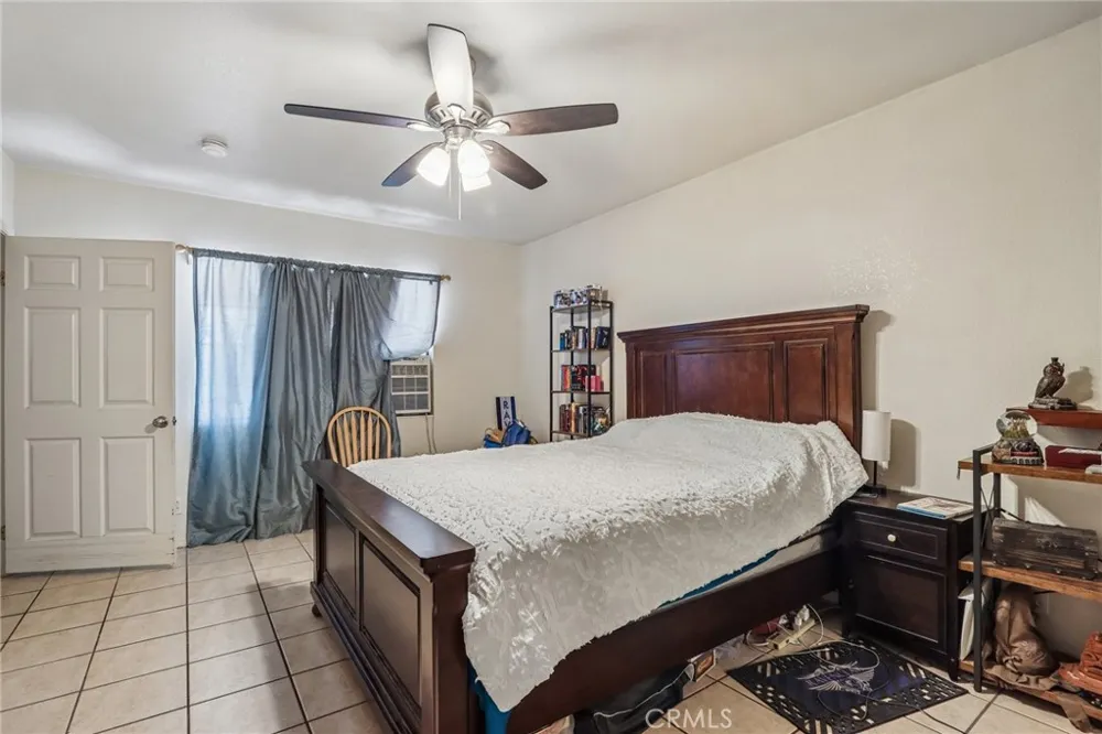 11837 161st Norwalk, CA 90650