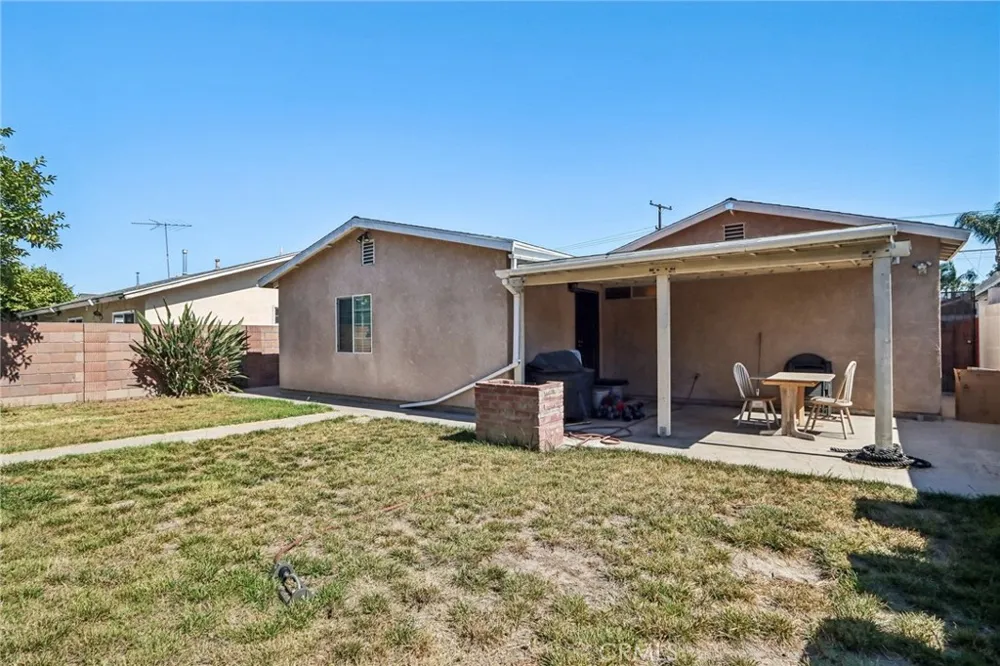 11837 161st Norwalk, CA 90650