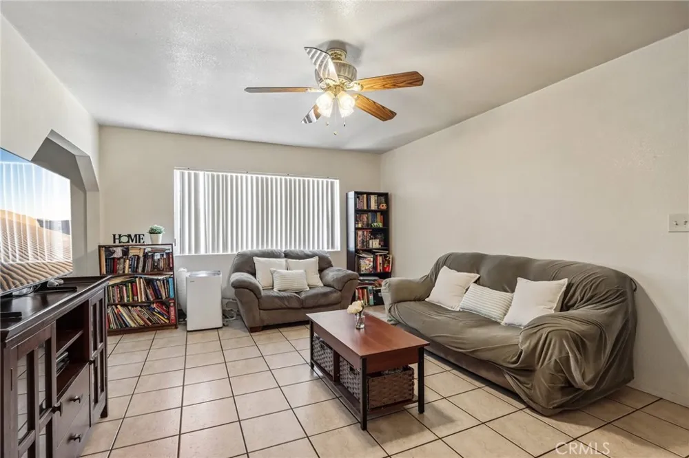 11837 161st Norwalk, CA 90650