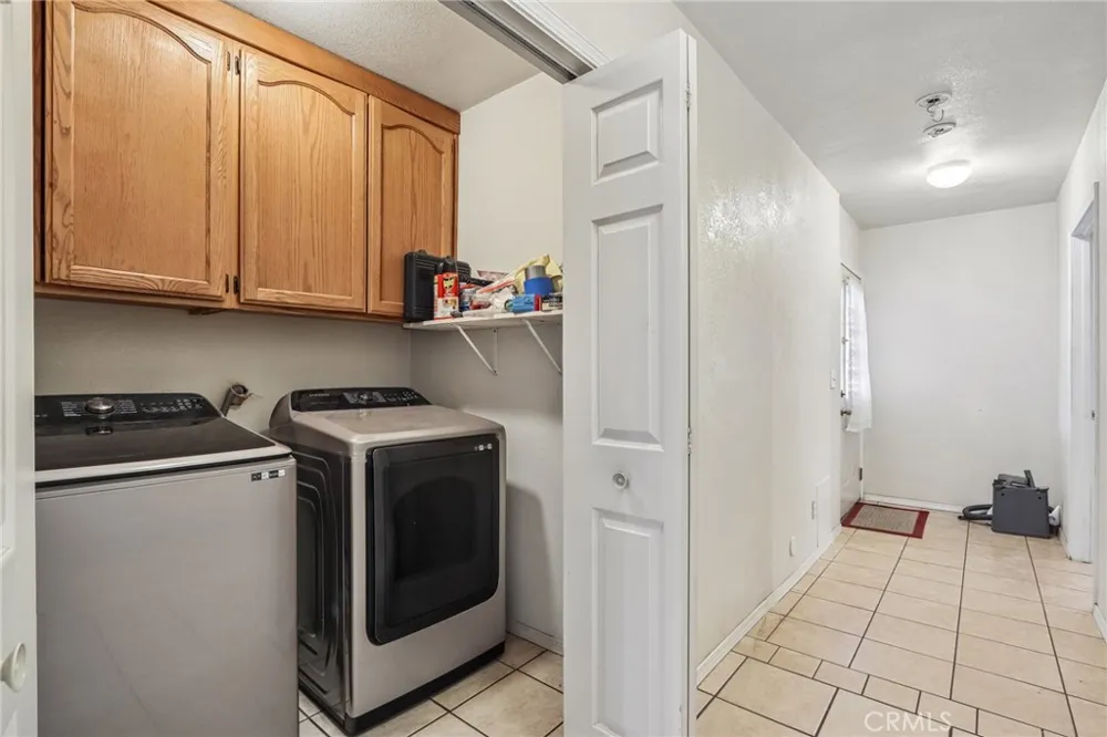 11837 161st Norwalk, CA 90650