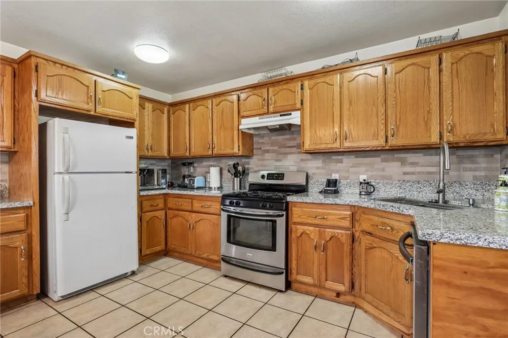 11837 161st Norwalk, CA 90650