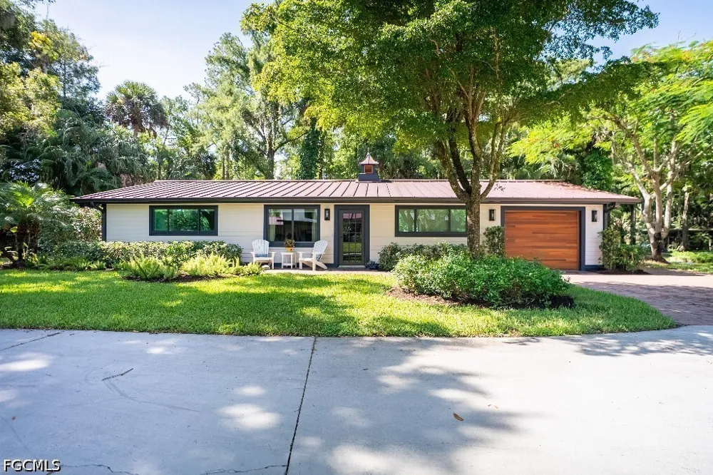 Dogwood Way Naples, FL 34116