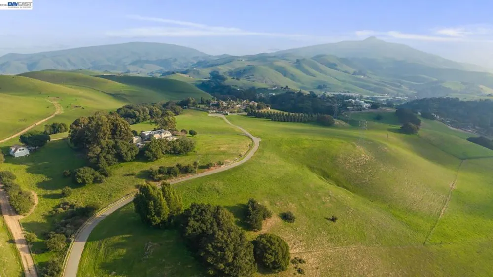 2395 Tecado Ter Fremont, CA 94539