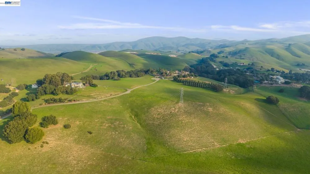 2395 Tecado Ter Fremont, CA 94539