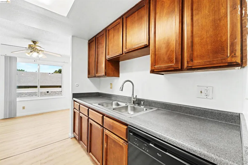 4186 San Pablo Dam Rd #A El Sobrante, CA 94803