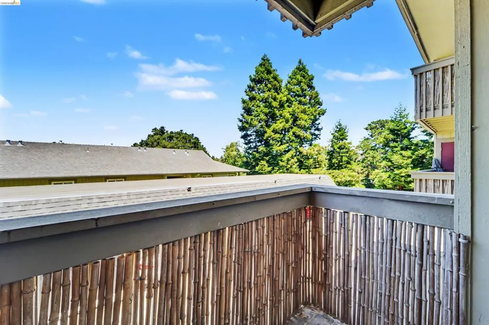 4186 San Pablo Dam Rd #A El Sobrante, CA 94803