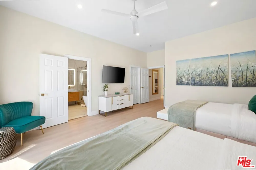 3260 N Avenida San Gabriel Rd Palm Springs, CA 92262