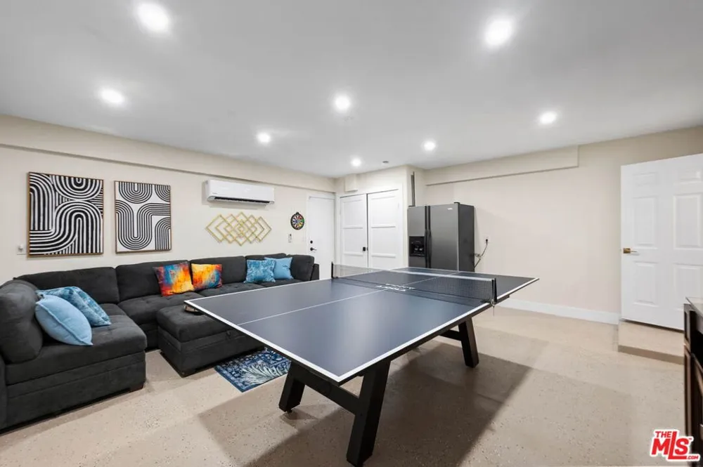 3260 N Avenida San Gabriel Rd Palm Springs, CA 92262