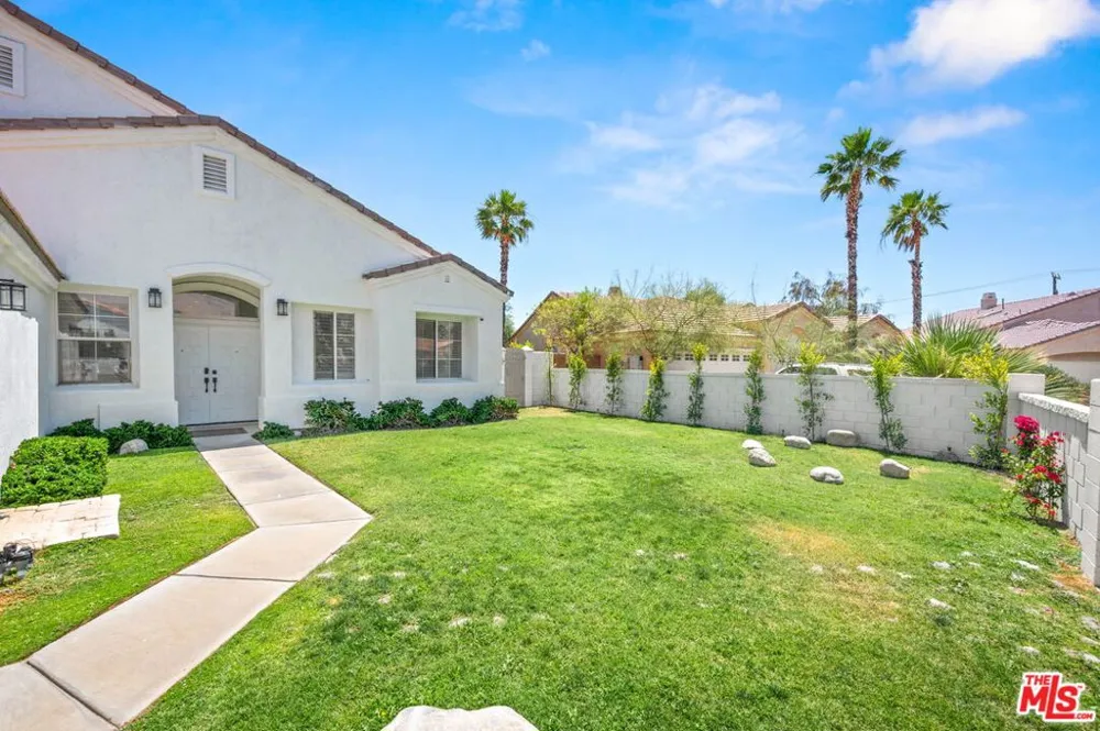 3260 N Avenida San Gabriel Rd Palm Springs, CA 92262