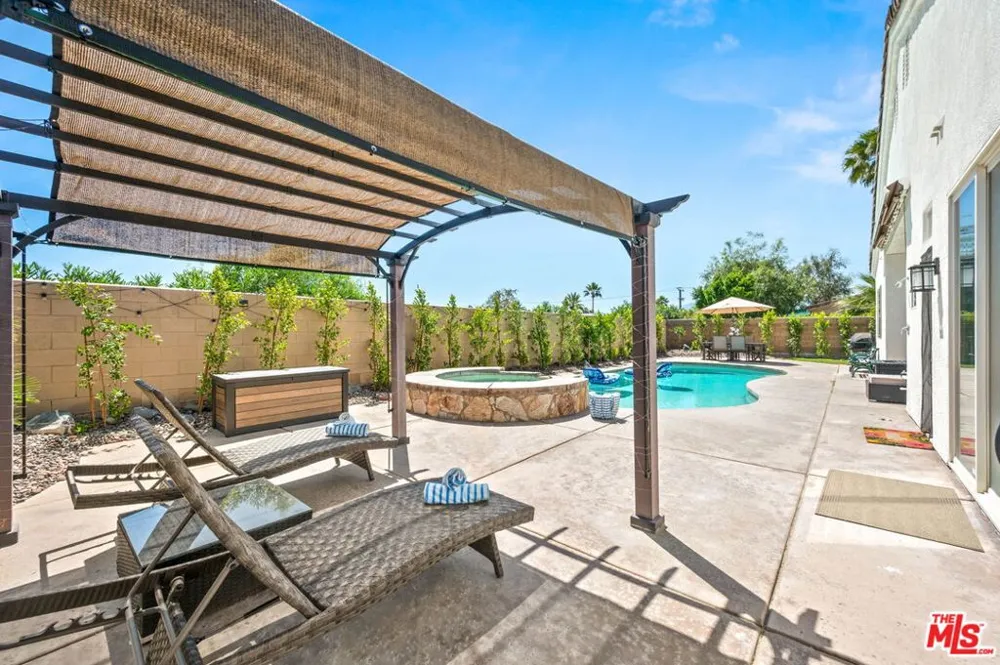 3260 N Avenida San Gabriel Rd Palm Springs, CA 92262