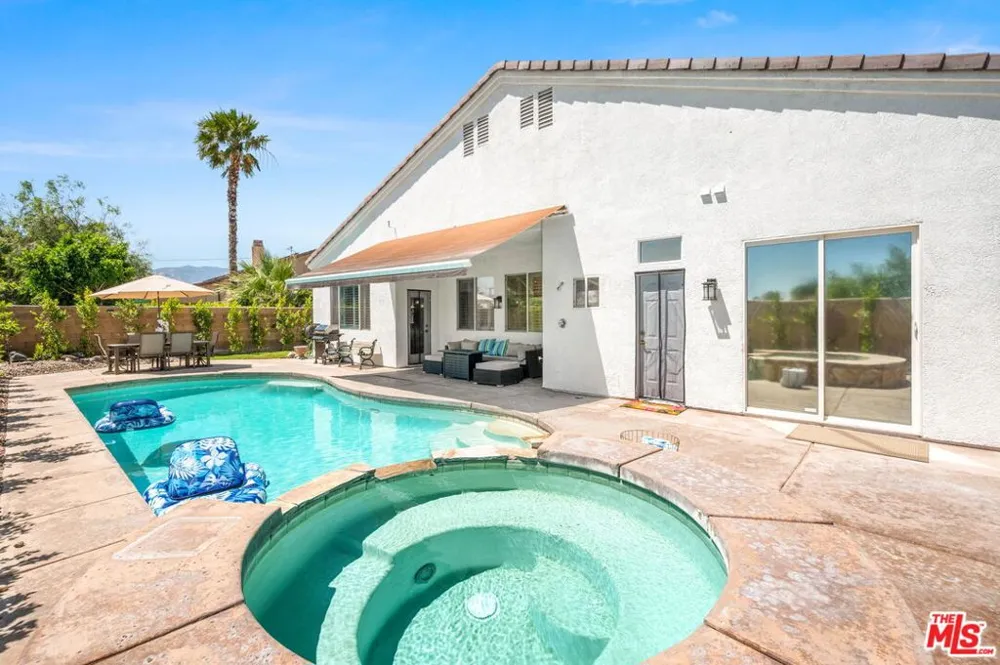 3260 N Avenida San Gabriel Rd Palm Springs, CA 92262
