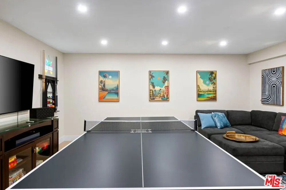 3260 N Avenida San Gabriel Rd Palm Springs, CA 92262