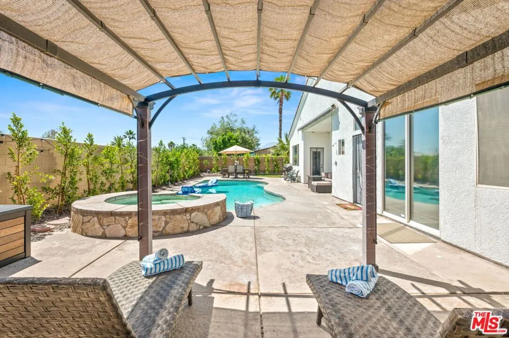 3260 N Avenida San Gabriel Rd Palm Springs, CA 92262