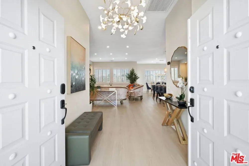 3260 N Avenida San Gabriel Rd Palm Springs, CA 92262