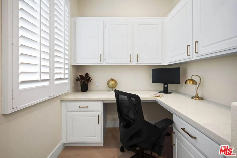 3260 N Avenida San Gabriel Rd Palm Springs, CA 92262